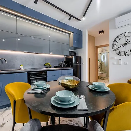 Sunset Premium Ii & Iii Apartment